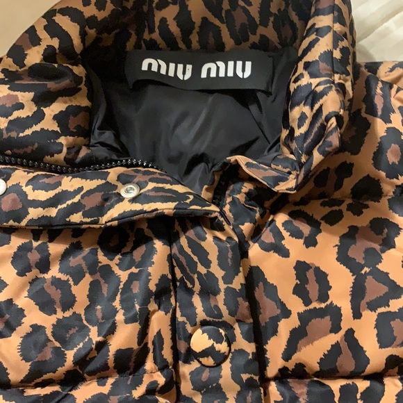 Miu Miu Leopard Print Puffer Coat Sz 44/8 - Picture 4 of 7